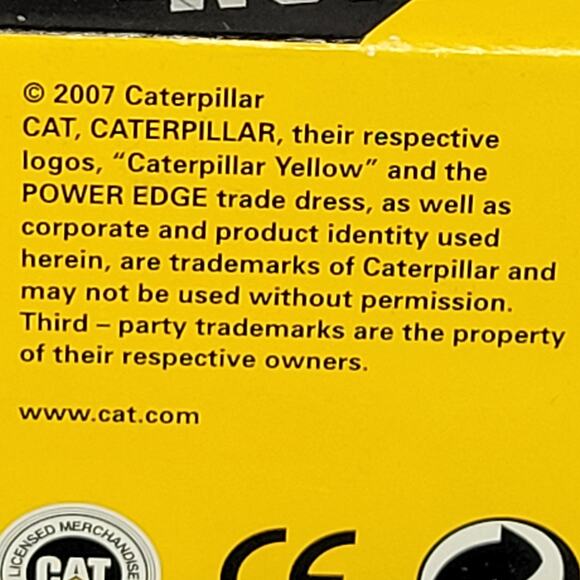 Caterpillar 2007 CAT DG5 XL die-cast tracked Dozer 1/87  yellow and black - Picture 5 of 7
